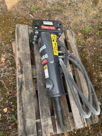 Bobcat Hydraulikhammer HB0580 Detailansicht der Aufnahme