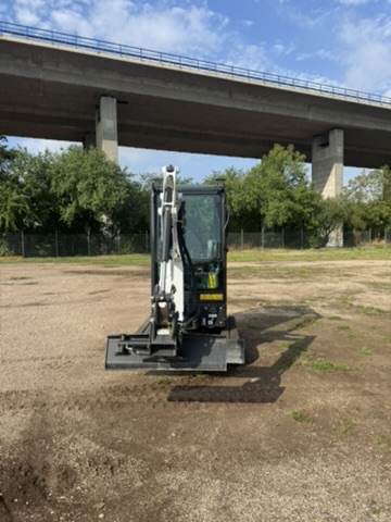 Bobcat E16 Kompaktbagger Heckansicht